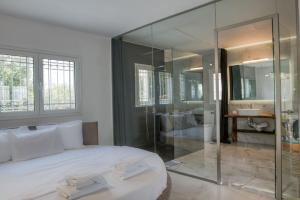 Sahara Blanc Villa - Private Pool - Loft Space