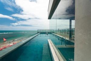 Flat Luxo Frente Piscinas Naturais Piscina Privada
