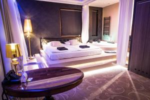 Studio (2 Adults) room in Hotel Ramka & Restaurant & Wine Bar