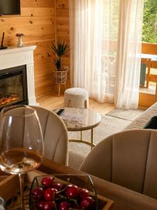 Golden pine chalet Žabljak