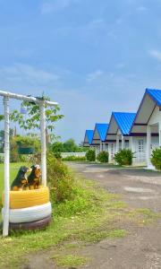 Route652 Resort Singburi