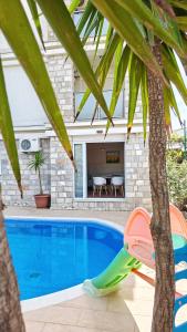Mila & Aleksandr Apartments