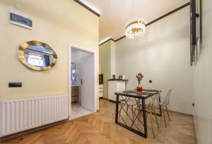Trinoble Weiss - Boutique Apartments in Old Town