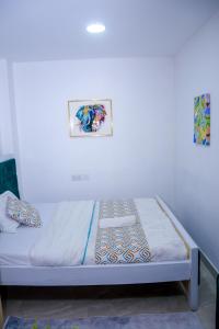 77 Nairobi West StadeView