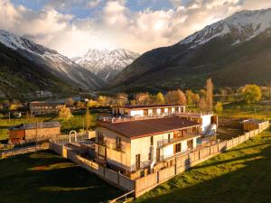 Annes Hotel in Mestia