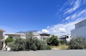 Bright & spacious apartment with Pelion view - 5 from Volos center