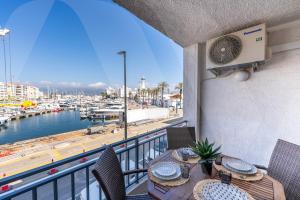 Appartement Vue canal, Empuriabrava, Nausica by Welhomy