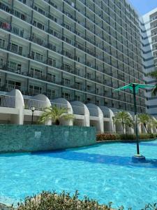 Shell Residences by Jas O Condotel