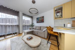 Bright Studio in Rotermann Quarter - Noor Apartment