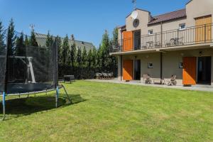 Apartamenty Jeżynowa 20 - Przestronne Apartamenty z Placem Zabaw