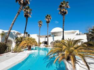 Apartment with Pool in Lido di Jesolo 55250