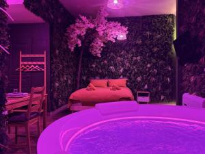 JUNGLE SUITE - Jacuzzi - Centre - Clim by Narbana