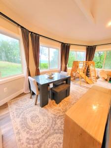 20 Acres in Virginias Wine Country w Sauna