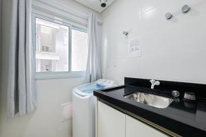 Praia de Palmas - 450m do Mar - Apto Climatizado e Residencial com Piscina - 0123