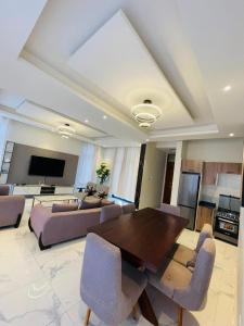 Classic, specious, luxury and family house