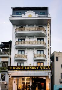Doris Luxury Hotel