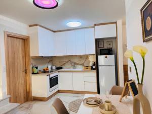 New Era Holiday Home