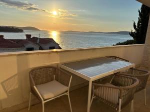 Sunset Villa