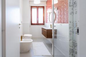 Deluxe Suite Apartment - 2min sea + Balcone img46