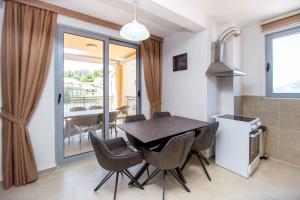 Apartment Tramontana - Konoba More