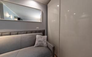 M3 and M4 - Premium Design Porta Romana