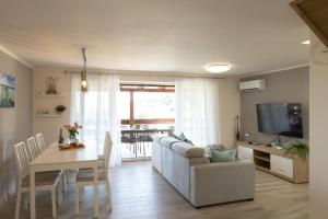 Kardos Villa