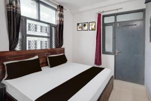 Hotel O Signature Village Guest House