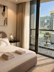 Luxurious Stay at Sterling West