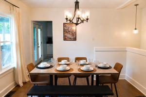 ND House - Game Room - Speak Easy - Pet Friendly