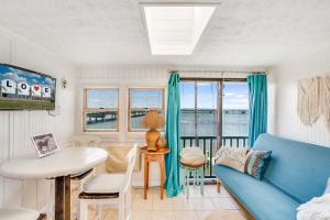 Bliss on the Bay