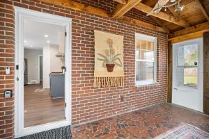 Sports Bar, Fenced Yard, 2 Kings, Bunkroom, 6 TV