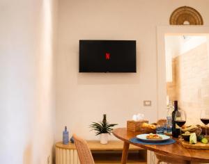 LIGEA APARTMENT - Bright Mediterranean Home with Bali-Inspired Touches - Central Anzio near Sea, Train and Bus Station