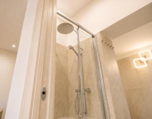 LIGEA APARTMENT - Bright Mediterranean Home with Bali-Inspired Touches - Central Anzio near Sea, Train and Bus Station