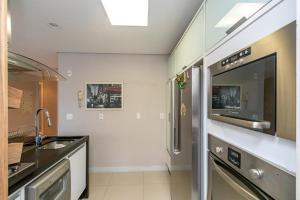 Cobertura duplex com piscina privada, 3 suítes e 3 vagas garagem 196m2