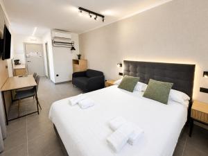 AH Rentals Suites