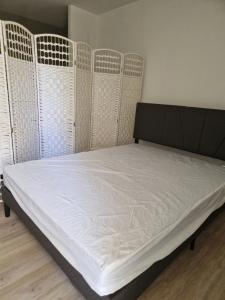 Quiet two bedroom apartment which is accessible and convenient in the centre of gap