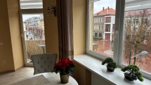 Central Boulevard Apartment 3