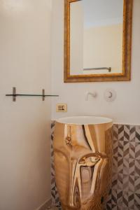 P- suite Fontana