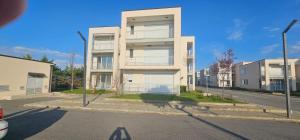 Rrode Apartment Tale Beach