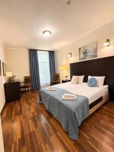 Alex Hotel