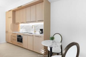 Wynwood Escape Stylish Studio with Balcony in Miami