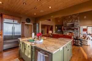 Skytop Retreat