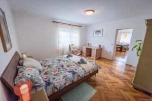 Apartma Reunica