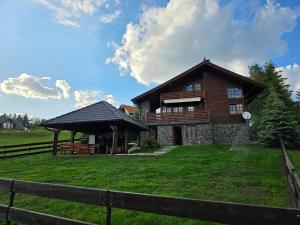 Pine Valley House