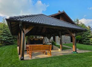 Pine Valley House