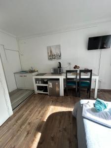 Home 1