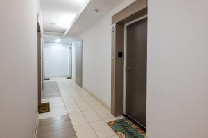 Kłobucka Comfortable Apartment by BookingHost