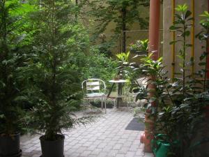 Standard Apartment by Hi5-Liszt Ferenc Square