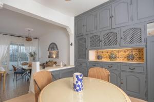 Charming 2 Bedroom Apartment in Sidi Bou Said with Ocean Views