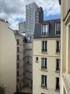 Live like a local Cosy and calm 37sqm parisian style